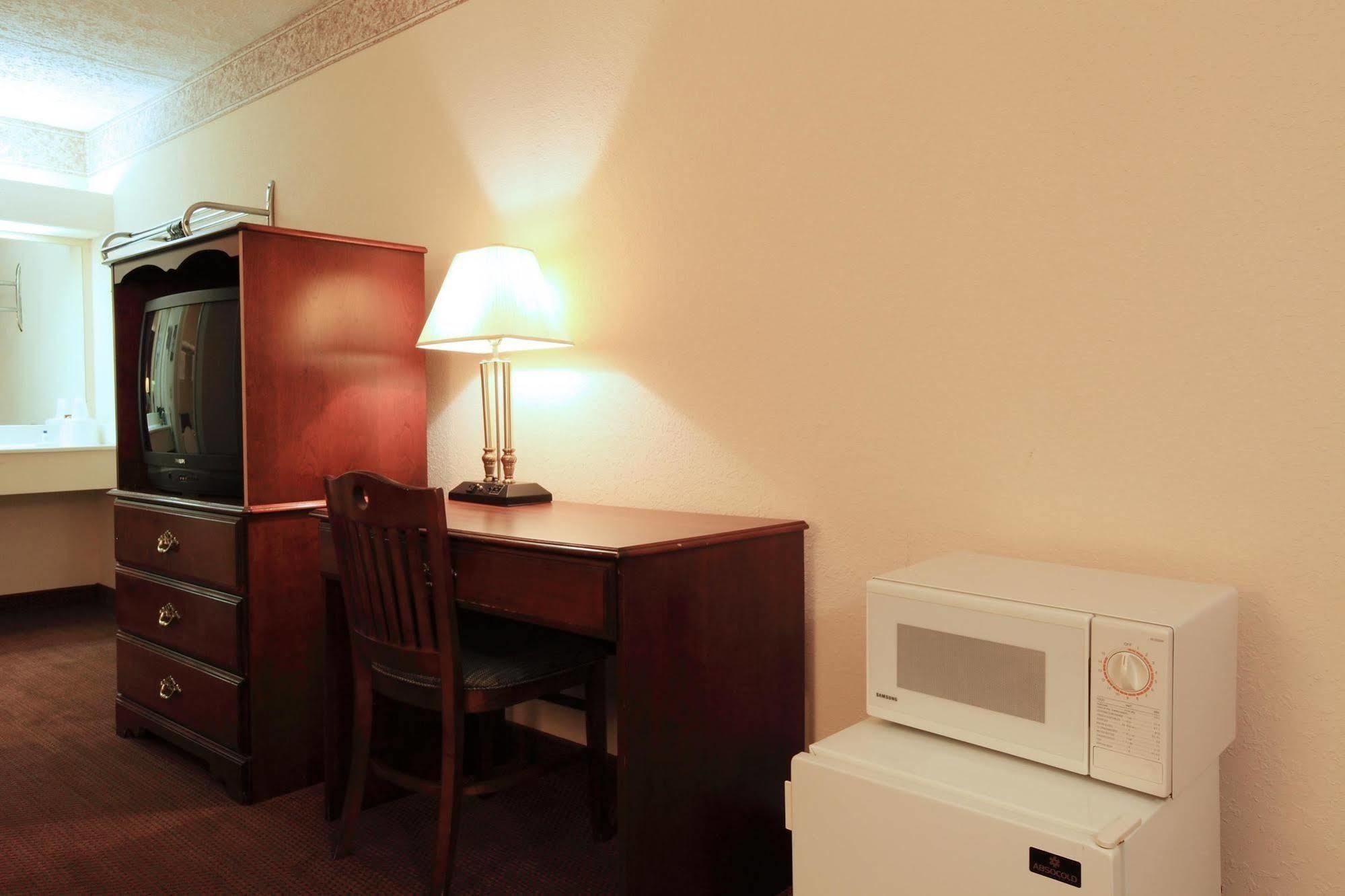 Americas Best Value Inn North Capital Raleigh Cameră foto